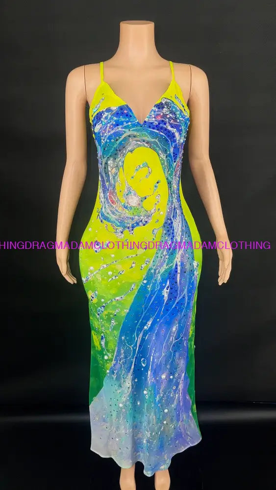 Saturn L Maxi Dress